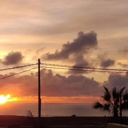Surf Up Mit Meerblick Homestay *